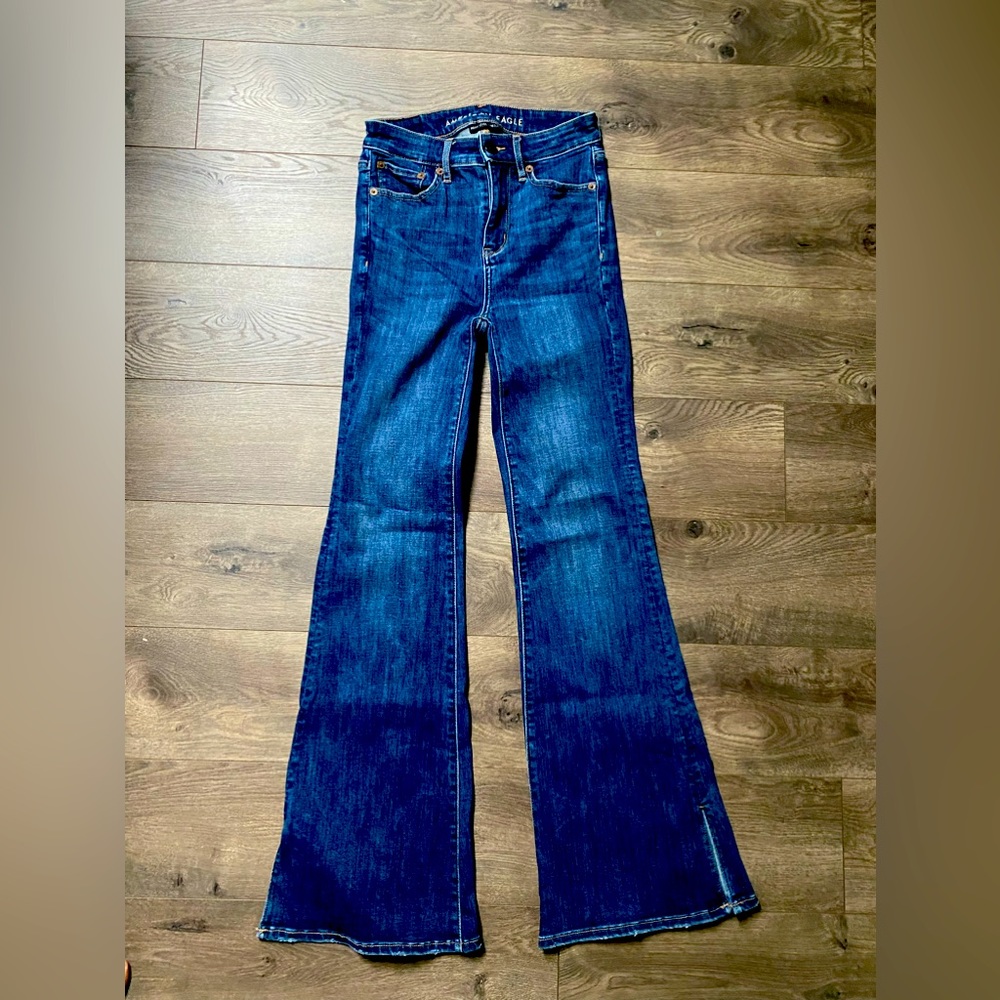 Women’s American Eagle Jeans
